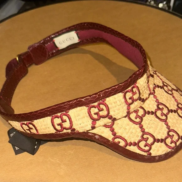 Gucci Women's Raffia Visor in Beige and Burgundy Python Trim - Picture 7 of 8